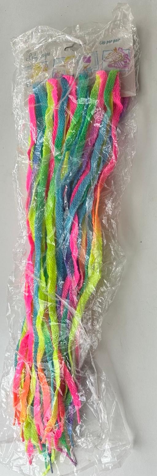  — 12 pairs of new shoe laces