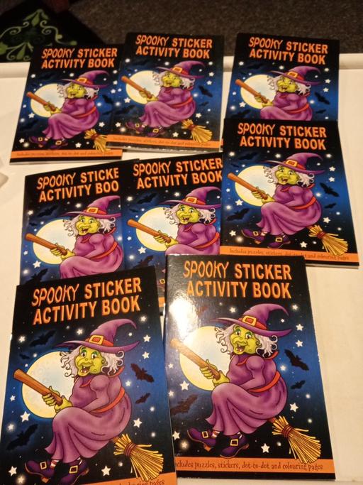  — joblot of 8 KIDS POCKET BOOKS