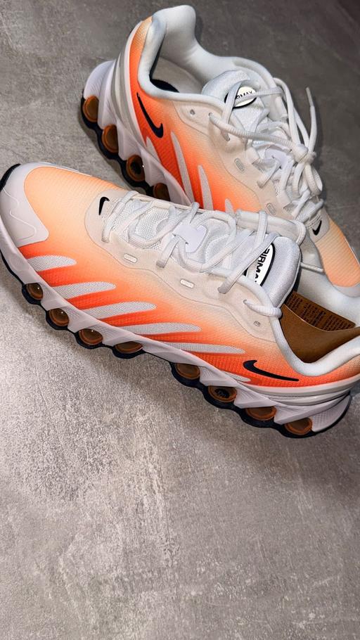  — Nike Air Max DN8 (GS) Kids Trainers UK