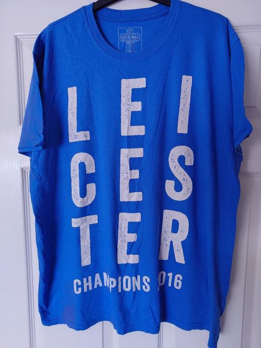  — Mens Leicester city top size 2XL