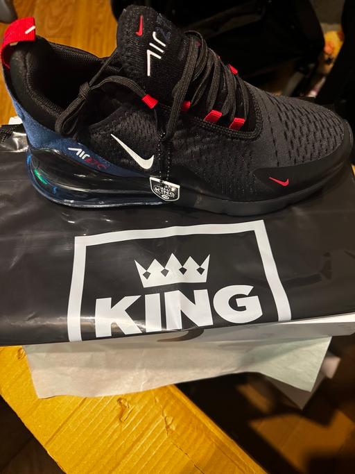  — Nike 270