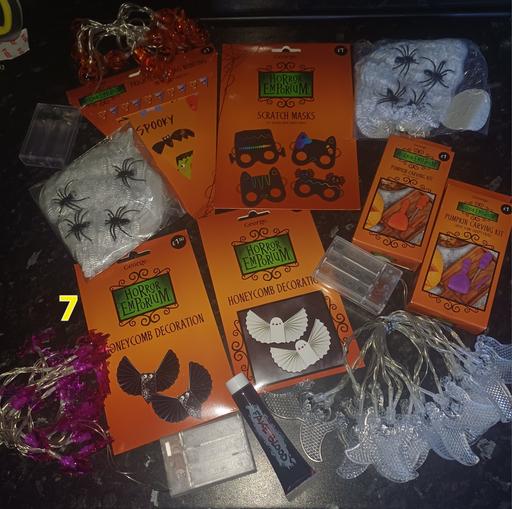  — halloween lot. joblot 7. new