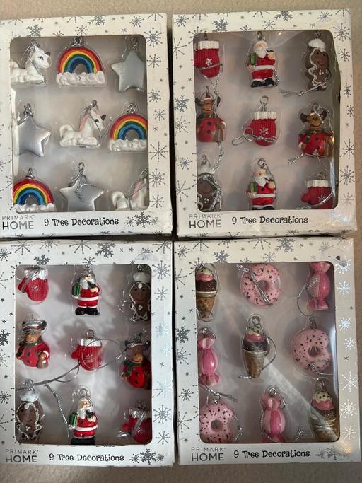  — Mini novelty Christmas Tree Decs