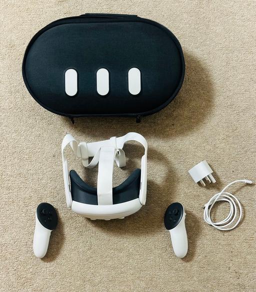  — Meta Quest 3 - 128GB - Like New - Case