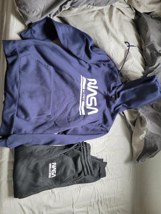  — Nasa tracksuit