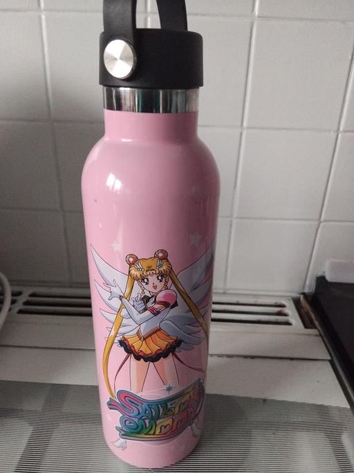  — large hot and cold drinks bottle