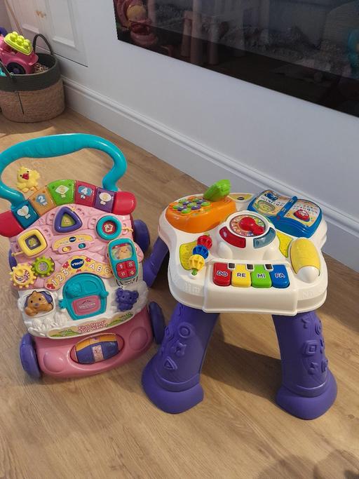  — v tech activity walker and table