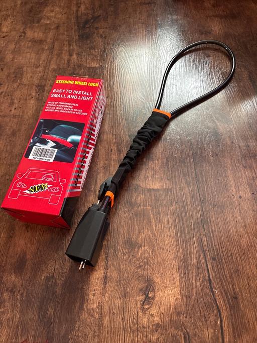  — Steering wheel lock
