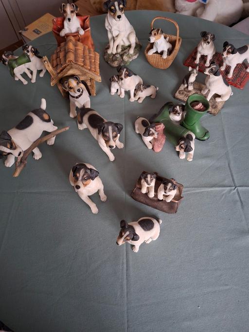  — 14 leonardo collection jack russell figurines