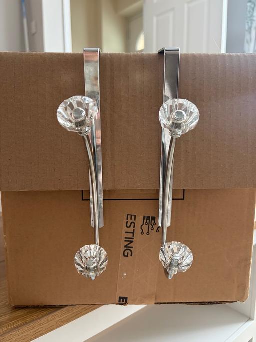 — 2 jewelled over the door hooks