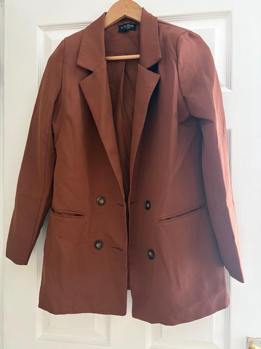  — In the style blazer ladies size 8