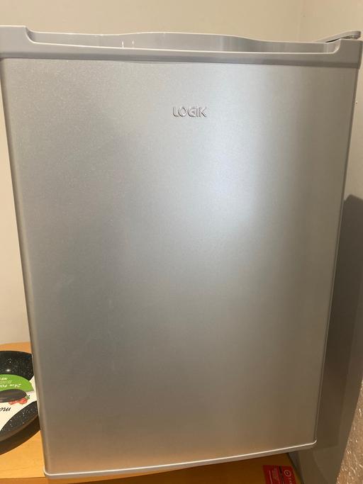  — Fridge