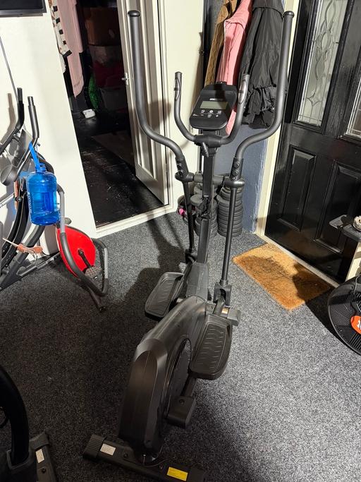  — Pro Fitness Ct300 cross trainer