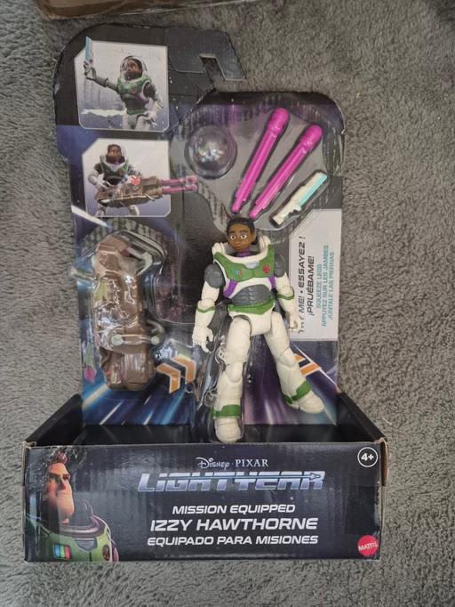  — new Disney Lightyear Izzy Hawthorne Figure