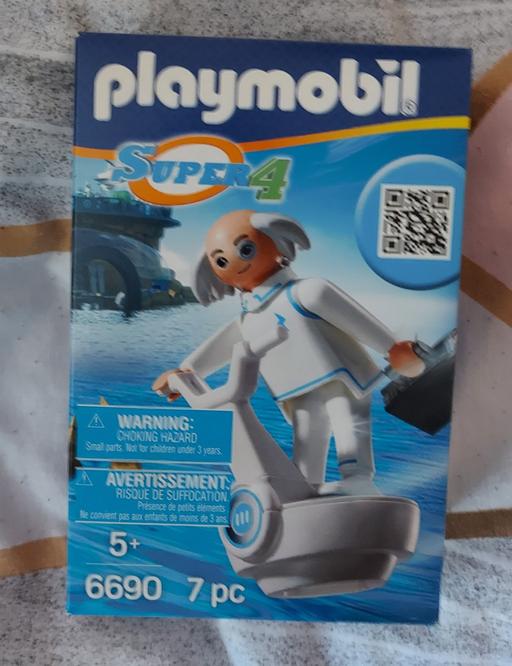  — new Playmobil Figure Set 7pc
