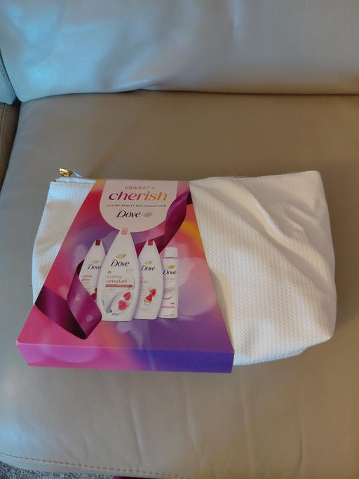  — Ladies Dove Gift Set