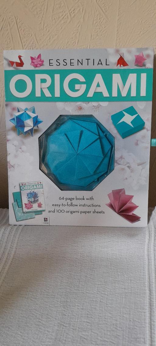  — Origami set