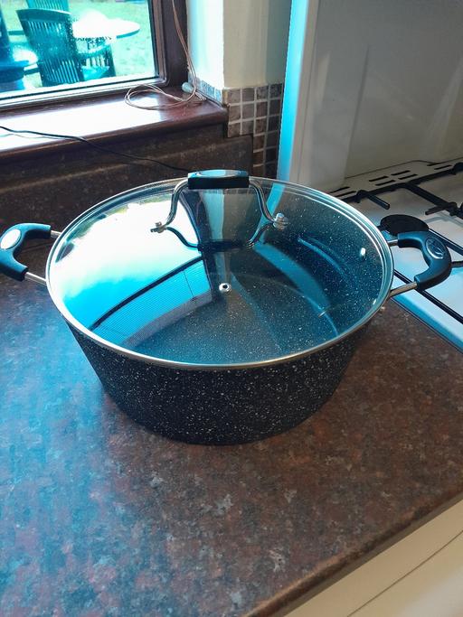  — Large Scoville pan