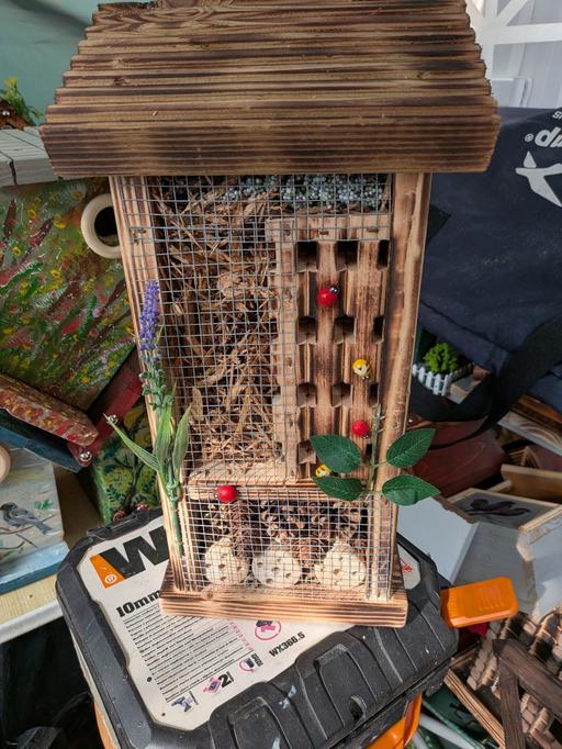  — bug hotel
