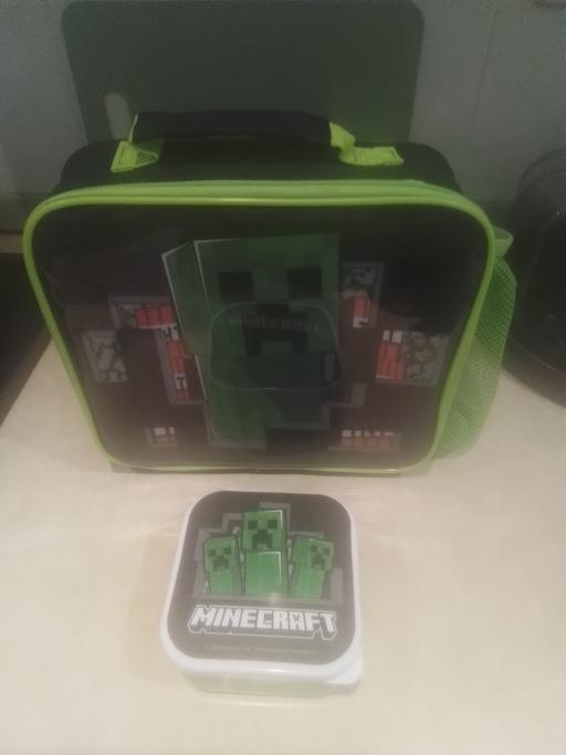  — MINECRAFT LUNCH CASE WITH SMALL SANDWICH BOX