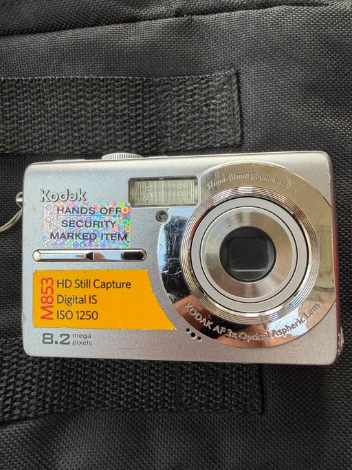  — Kodak easyshare M853 digital camera silver