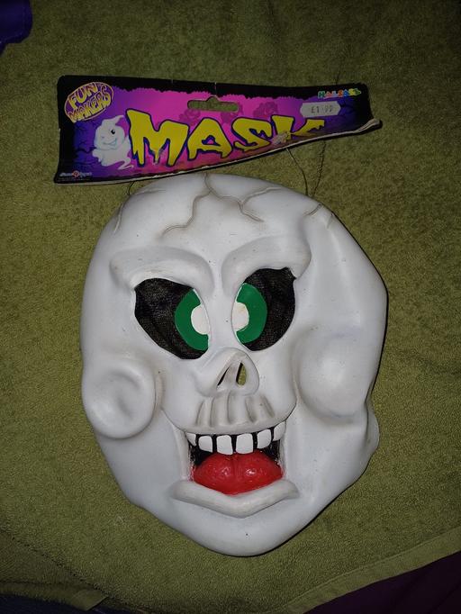  — kids ghost mask. new