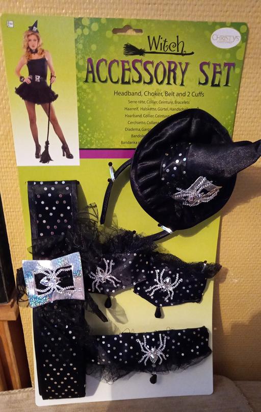 — witchs accessorie kit. new