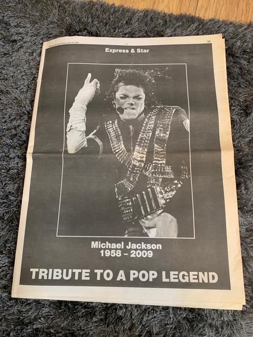  — Michael Jackson commemorative newspapers