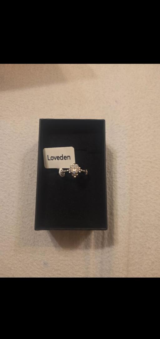  — Ladies Diamond Ring