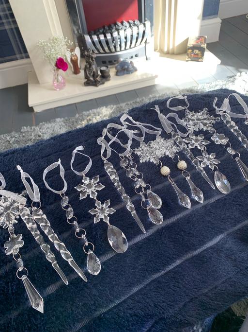  — Xmas decorations buyer collect
