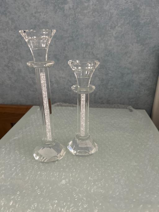  — 2 crystal candle sticks