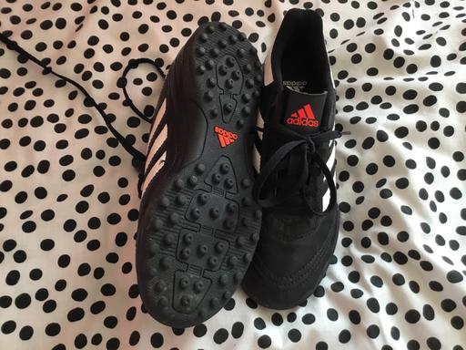  — As New Boys Adidas Astro Turf Trainers size 3