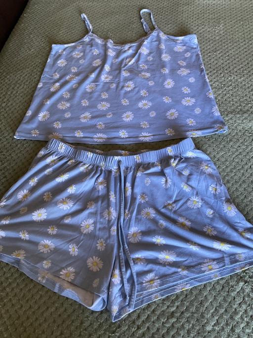  — bed set shorts