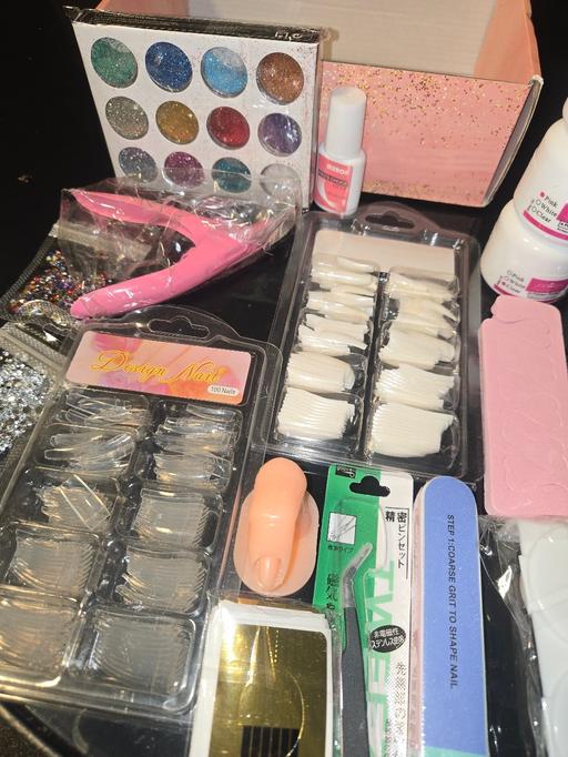  — bonamour nail art set