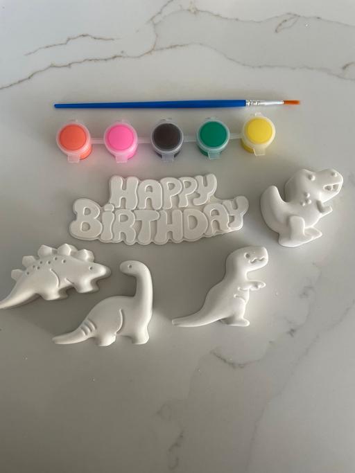 — Happy birthday paint at home