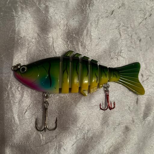  — Pike and trout fishing lure
