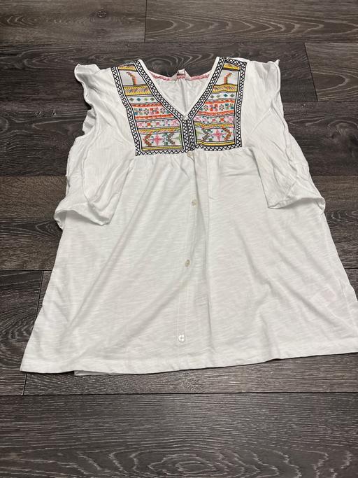  — Ladies blouse