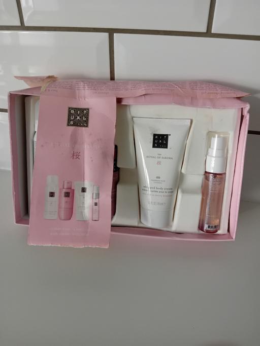  — New gift set rituals
