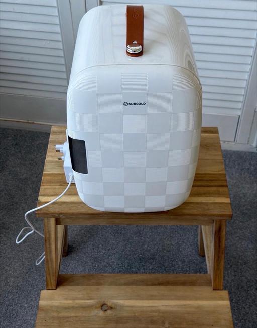  — 4L Mini Fridge Subcold Brand