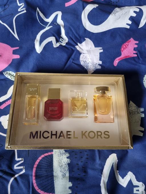  — perfume