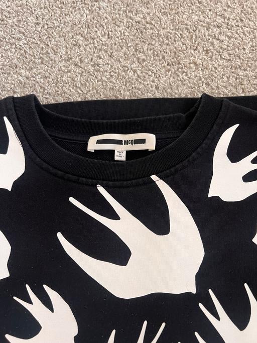  — Alexander McQueen jumper