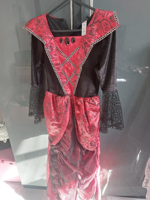  — halloween dress up age 9/10