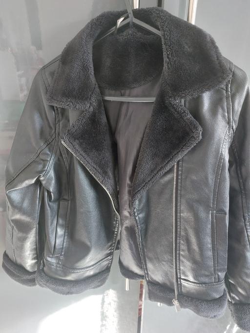  — girls leather jacket age 8/9