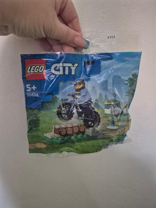  — new Lego City Set 30638