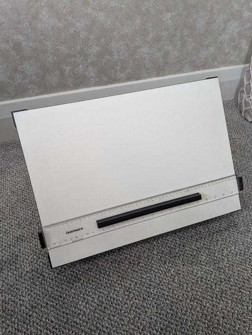  — Isomars height adjustable drawing board