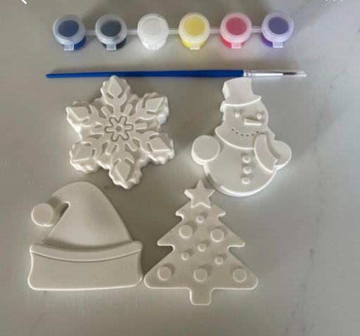  — Christmas paint at home
