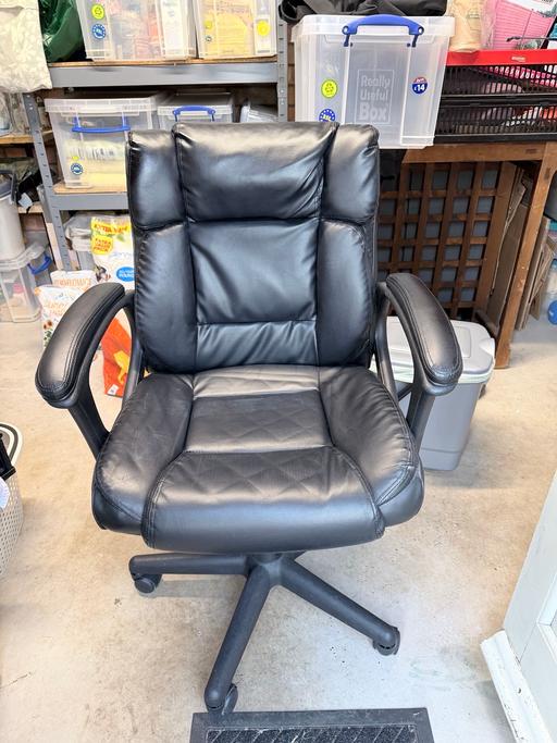  — Black Executive Office Chair