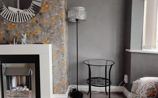  — floor lamp / standard lamp working