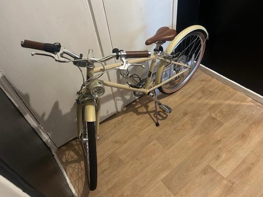  — Girls 24inch bike