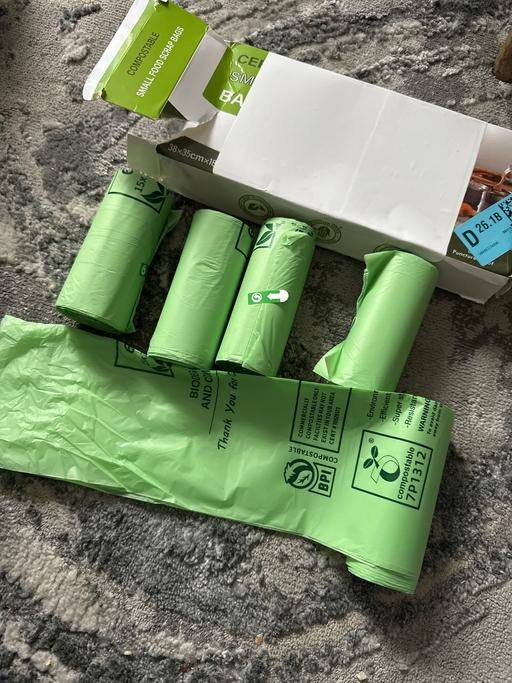  — Pack of 5 roll bamboo food scrap bags